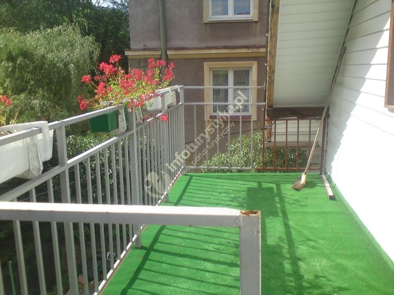 Apartament POD LIPAMI