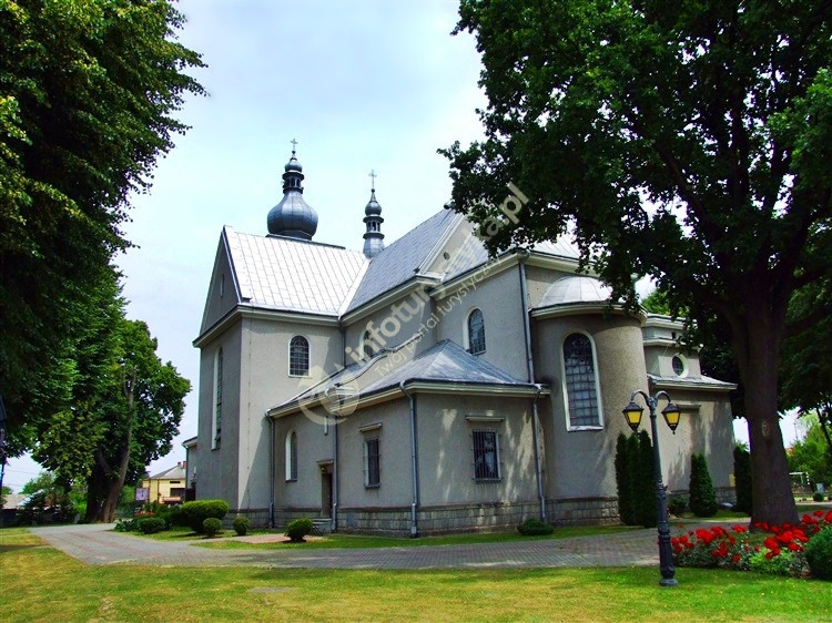 Sanktuarium Przemienienia Pańskiego w Cmolasi ...