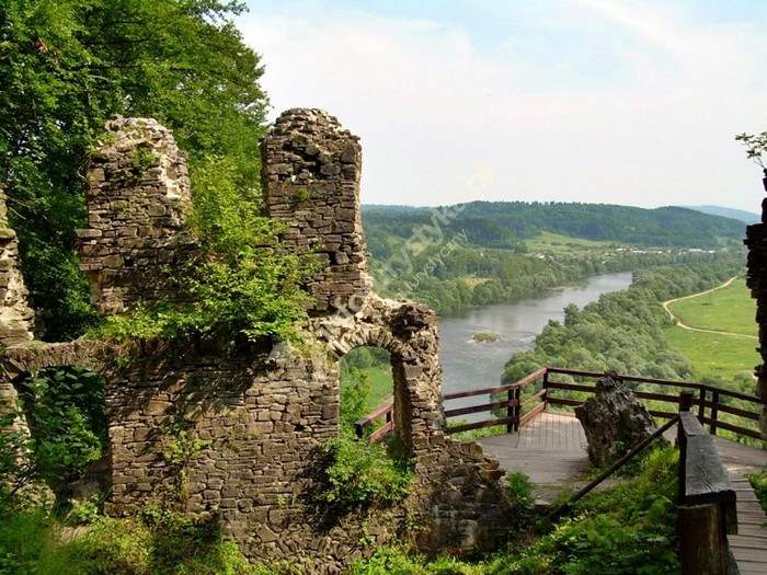 Ruiny zamku Sobień