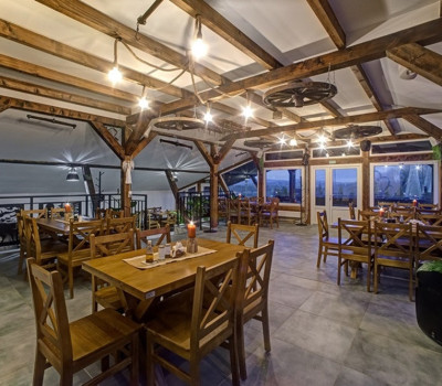 Apartamenty Bieszczady Glinne 64  w miejscowości Lesko - Bistro