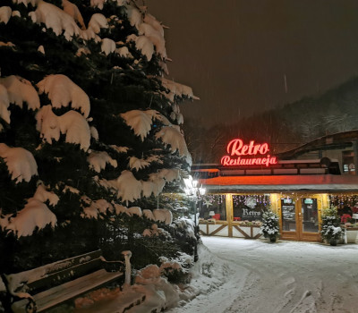 Willa Dorotka - Restauracja Retro Kudowa oraz Bistro za Rogiem  w miejscowości Kudowa-Zdrój - Restauracja i Bistro