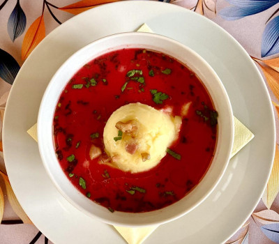 Willa Dorotka - Restauracja Retro Kudowa oraz Bistro za Rogiem  w miejscowości Kudowa-Zdrój - Restauracja i Bistro