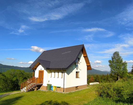 Domek pod Koroną Bieszczad  w miejscowości Strzebowiska