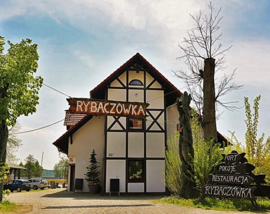 Pensjonat Rybaczówka w miejscowości Bogaczewo