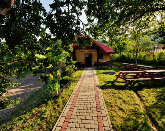 Dom Gościnny EWA - wypoczynek wśród zieleni w Bieszczadach w miejscowości Polańczyk