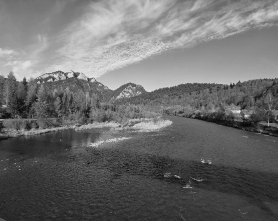Nad Dunajcem  w miejscowości Sromowce Niżne