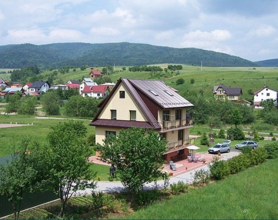 Agroturystyka i pokoje gościnne u Gieni w miejscowości Szczawnik