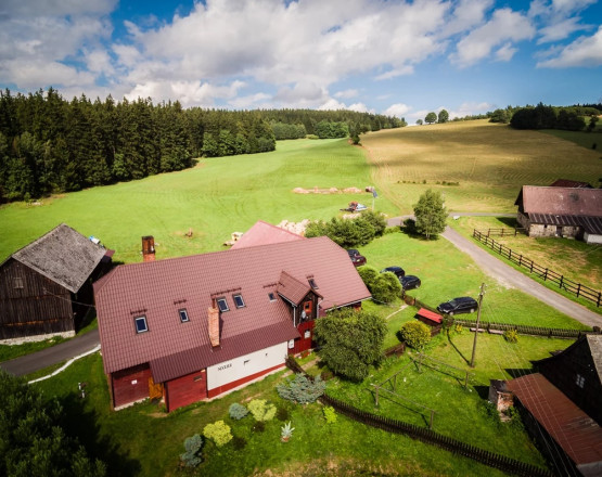 Osmelakowa Dolina  w miejscowości Spalona (woj. dolnośląskie)