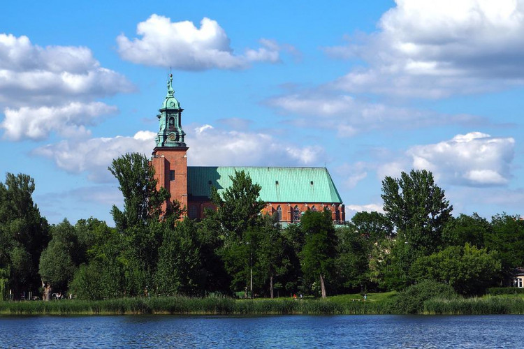 Gniezno: historia, ciekawe informacje... w miejscowości Gniezno