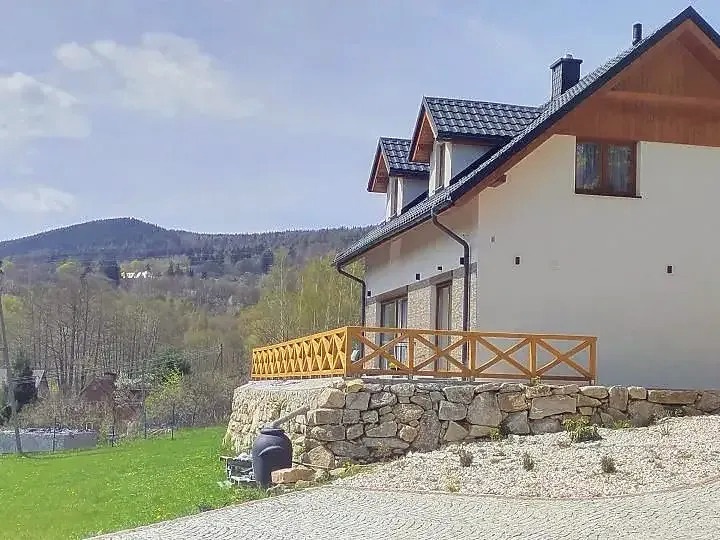 Apartamenty Biały Domek w miejscowości Szklarska Poręba
