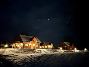 Bieszczadzkie Dworki  w miejscowości Ropienka