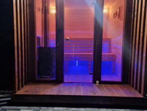 Nowoczesne domy całoroczne 8 osobowe z jacuzzi  w miejscowości Obrocz