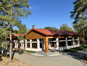 Ośrodek Wczasowy Ostrów Pieckowski  w miejscowości Ostrów Pieckowski