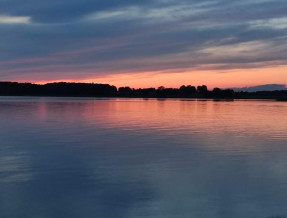 Apartament nad Jeziorem Kisajno  w miejscowości Pierkunowo