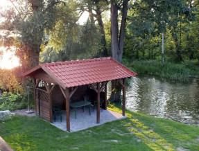 Wypoczynek nad jeziorem Łaśmiady  w miejscowości Malinówka Wielka