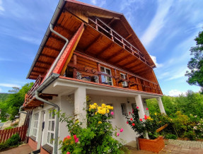 Dom na Karkonoskiej  w miejscowości Karpacz