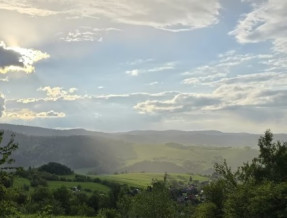 Smerfny Domek Bieszczady  w miejscowości Terka