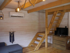 Domki Dziedziniec Karkonoszy  w miejscowości Podgórzyn