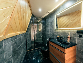 Góralski Harem Osada Glamp&Glass z jacuzzi  w miejscowości Murzasichle