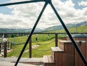 Góralski Harem Osada Glamp&Glass z jacuzzi  w miejscowości Murzasichle
