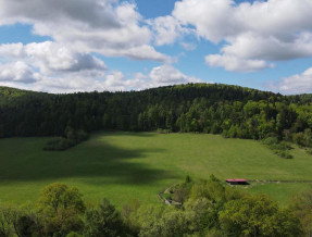 Sękowa Ostoja  w miejscowości Leszczyny (woj. podkarpackie)