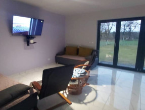 Dom na Końcu Świata Ostrowite Bania i Sauna  w miejscowości Ostrowite (woj. warmińsko-mazurskie)