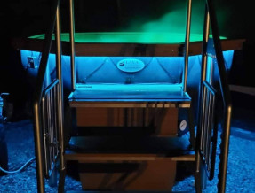 Górski Przysiółki - domy z bali świerkowych  w miejscowości Koniaków