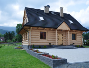 Dom z Bala  w miejscowości Ścięgny