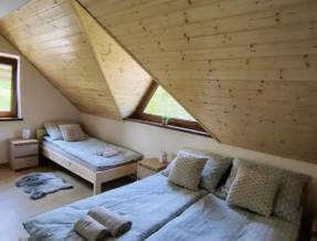 Agroturystyka Bliźniak Nad Stawem  w miejscowości Zahoczewie