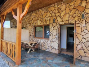 Agroturystyka Bliźniak Nad Stawem  w miejscowości Zahoczewie