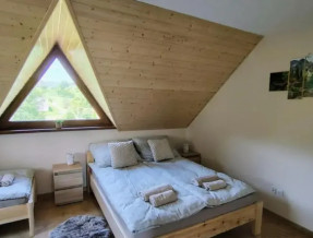 Agroturystyka Bliźniak Nad Stawem  w miejscowości Zahoczewie