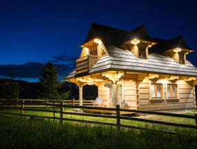 Domek Trzy Doliny Zakopane–Three Valleys Chalet Grill&Jacuzzi  w miejscowości Zakopane