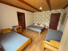 Rumcajsówka Pokoje  Gościnne, Pole Namiotowe  w miejscowości Złockie