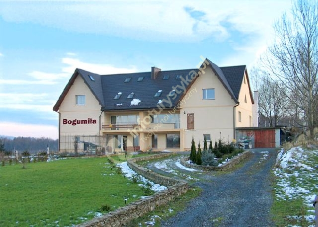 Villa Bogumiła w miejscowości Pokrzywna