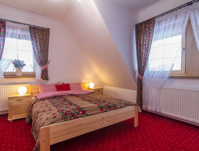 Folk Resort, OW Halina, Apartamenty i Domki w miejscowości Poronin