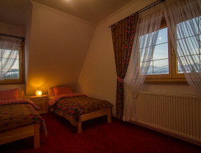 Folk Resort, OW Halina, Apartamenty i Domki w miejscowości Poronin