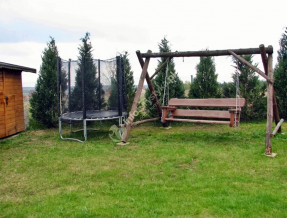 Całoroczny Dom Rekreacyjny JASKÓŁECZKA - Zgniłocha nad Jeziorem Gim w miejscowości Zgniłocha
