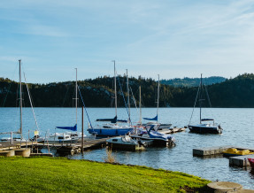 Kompleks Tawerna Vito Apartamenty Port jachtowy Restauracja  w miejscowości Czorsztyn