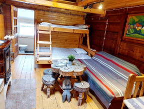 Domki Helmuta na zaciszu  w miejscowości Ustrzyki Dolne