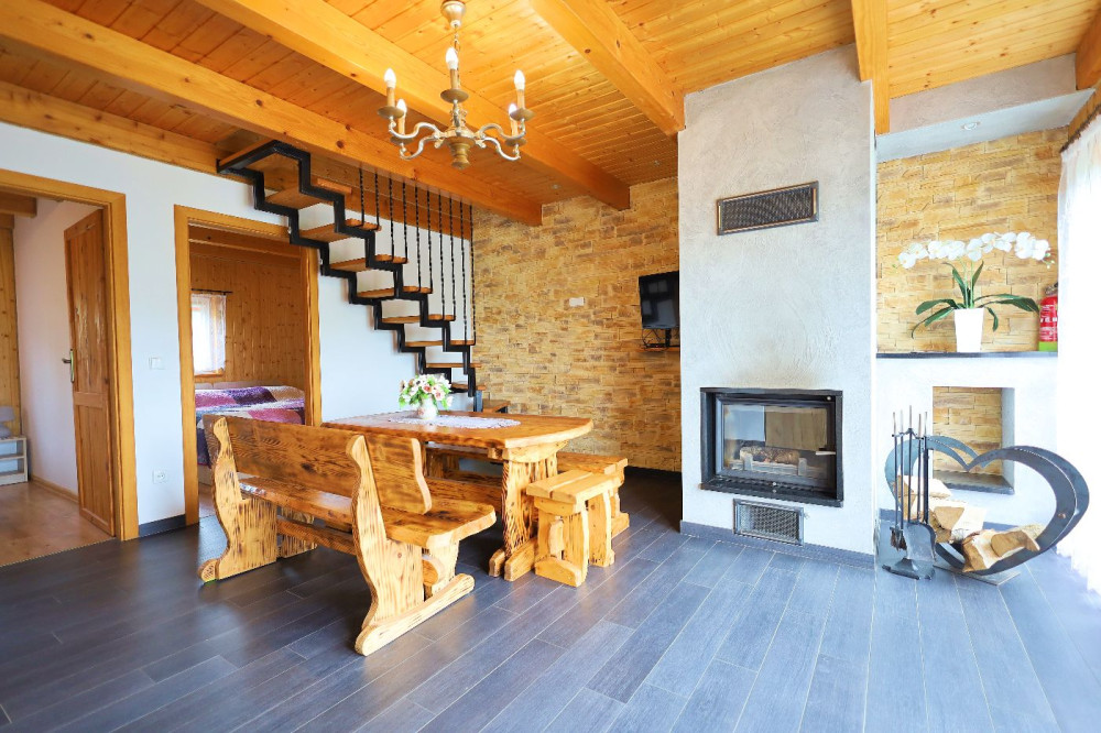 Apartamenty i Pokoje Na Wzgórzu  w miejscowości Łobozew Dolny