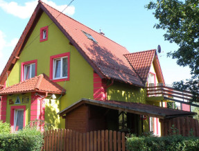 Schronisko Młodzieżowe ,,Wojtek'' noclegi w Jeleniej Górze  w miejscowości Jelenia Góra