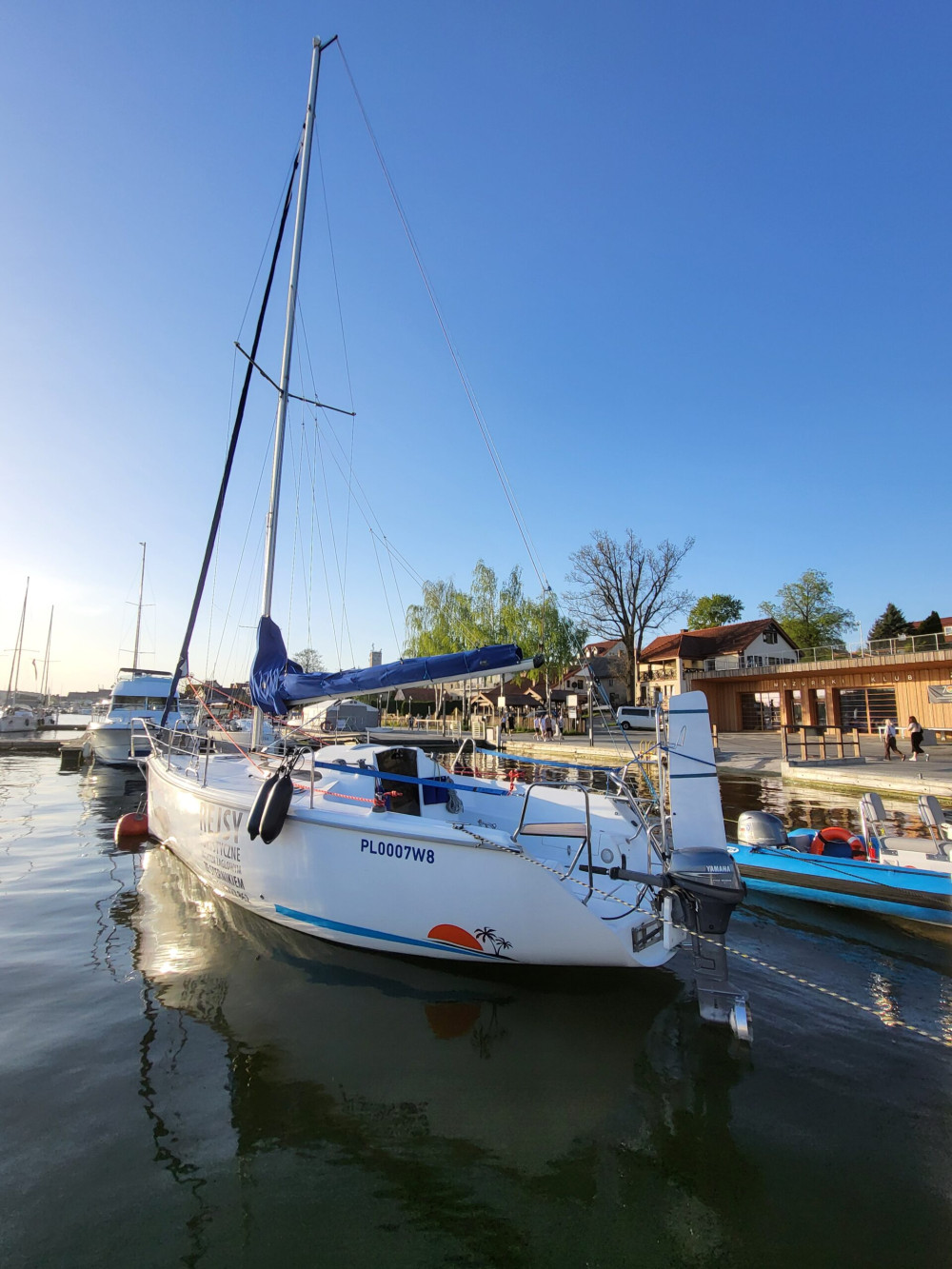 Rejs jachtem żaglowym „Hanna Maria” - Mikołajki  w miejscowości Mikołajki