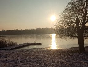 Domek nad jeziorem Warpuny  w miejscowości Warpuny