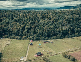 Domki z Bali Ciche Marzenie  w miejscowości Manasterzec