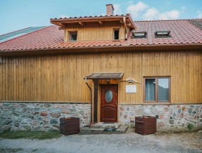 Agroturystyka Herrmanns Hof  w miejscowości Kronowo