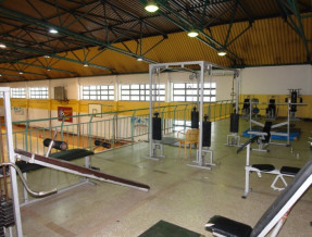 Ośrodek Sportowo-Wypoczynkowy przy Hali Sportowej w miejscowości Brenna
