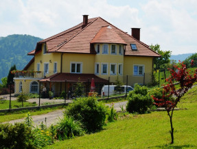 Belweder w miejscowości Wołkowyja