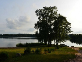 Domki nad Jeziorem Wersminia  w miejscowości Martiany